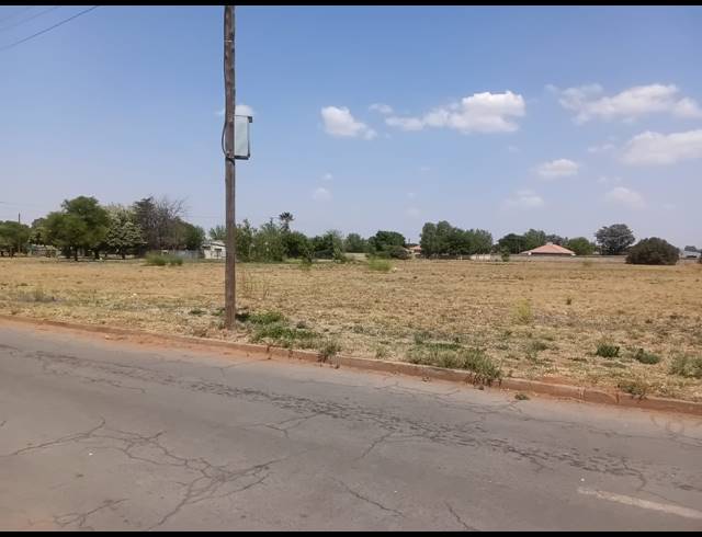 540M² VACANT LAND FOR SALE IN KOOKRUS
